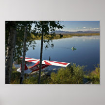 Escuteiro e canoa do lago Kanuti Posteres