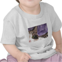 Espreite um gato do gatinho da chita da vaia t-shirt