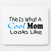 Este é o que uma mamã legal olha como (2) mouse pads