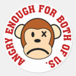Este macaco está irritado bastante para ambos nós adesivos