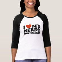 Eu amo meu namorado Nerdy Camisetas
