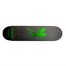 Fada do verde do skate das meninas