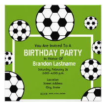 Festa de aniversário - campo de futebol & bolas de convite