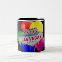 Festa de aniversário em Las Vegas com caneca dos b
