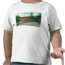 Ideia exterior do anexo e das terras do hotel tshirt