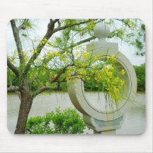 Jardim japonês   - estátua circular mouse pad