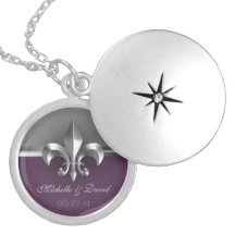 Lembrança de prata personalizada da flor de lis colares