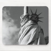 liberdade b e w mousepads