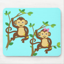 Little Boy bonito e macaco da menina Mousepads
