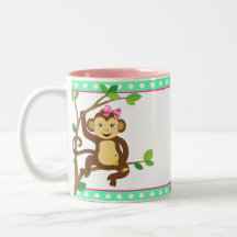 Macaco bonito da menina caneca