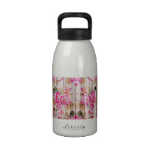 Madeira floral antiga cor-de-rosa retro do vintage garrafas de água