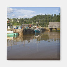 Maré meados de na baía de Fundy em St Martins, nov Imas