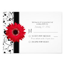 Margarida vermelha do Gerbera com design preto RSV Convite Personalizado