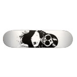 MENINA ASSUSTADOR NU SKATES