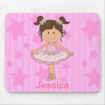 Menina cor-de-rosa bonito do balé em estrelas e em mousepad