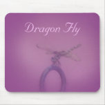 Mosca cor-de-rosa do dragão mousepad