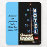 Motel de néon retro da série #3 Somerset Mouse Pads