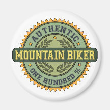 Motociclista autêntico da montanha ima de geladeira