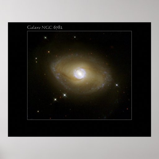 NASA - Galáxia NGC6782 na luz ultravioleta Poster