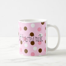 O café em Inglaterra é apenas leite brindado Canecas