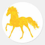 O CAVALO DE ALVORECER ADESIVO EM FORMATO REDONDO