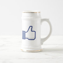 o facebook GOSTA do polegar acima da caneca do chá