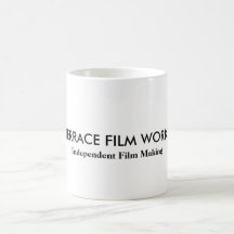 O filme do terraço trabalha a caneca de café