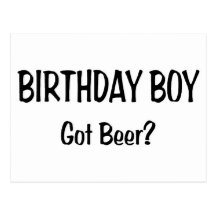 O menino do aniversário obteve a cerveja cartao postal