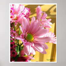 O poster cor-de-rosa da mãe 2 gretchen perto