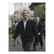 O presidente Obama anda ao courst do basquetebol Arte De Fotos
