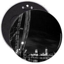 Olho de Londres e opinião de Tamisa Pins