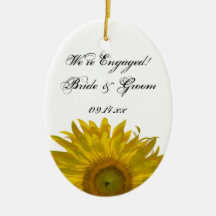 Ornamento oval da foto do noivado amarelo do giras