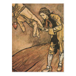 Os viagens de Gulliver do vintage por Arthur Rackh Cartao Postal