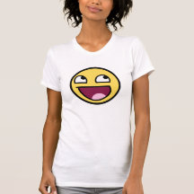 Pequeno t-shirt das senhoras impressionantes da ca