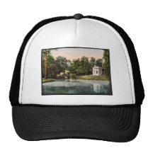 Pequeno Trianon, o Pavillion e a rocha de Marie Bonés
