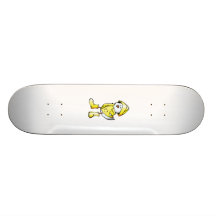 Pintinho do bebê dos desenhos animados que veste u skate