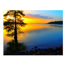 Por do sol sobre o lago Sardis Cartoes Postais