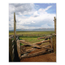 Porta velha da cerca impressão fotográficas