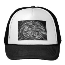 Powerful_ Hat_by Elenne Boothe Bonés