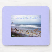 Praia Mousepad - no deus nós confiamos