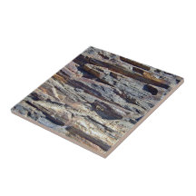 Rochas sedimentares no fundo das montanhas azulejo de cerâmica 