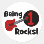 Sendo rochas 1! com guitarra vermelha adesivo redondo