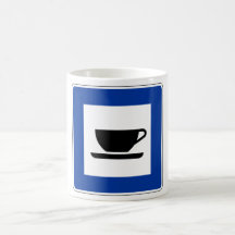 Sinal de tráfego do café canecas