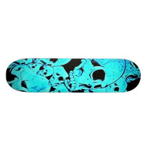 Skate azul grande do crânio