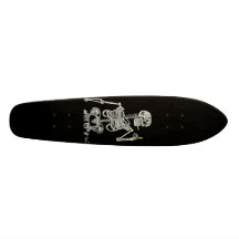 Skate PRETO de Eskeleto Fumador