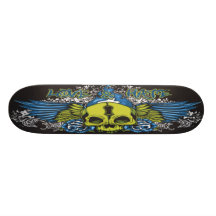Skate urbano do crânio do amor & do ódio