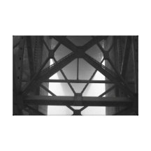 Sob a ponte impressão de canvas envolvida