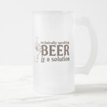 Tecnicamente falando, a cerveja é uma solução canecas