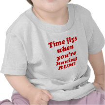 Tempo Flys quando você tiver o rum Camisetas