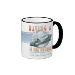 Tendo uma caneca do tempo do inchamento no futuro